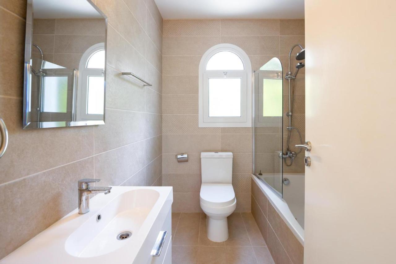 Bungalow Mikaella By Ezoria Villas Coral Bay Bagian luar foto