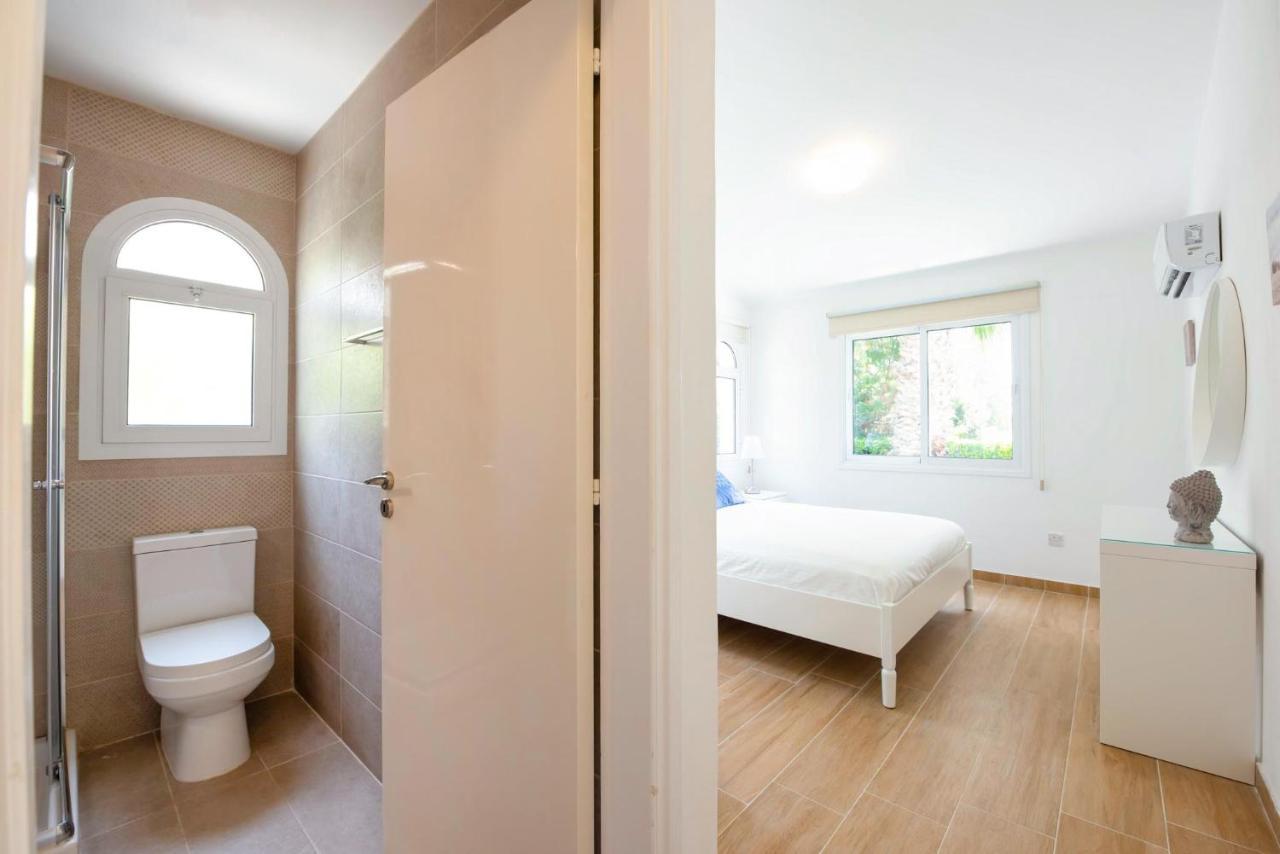 Bungalow Mikaella By Ezoria Villas Coral Bay Bagian luar foto