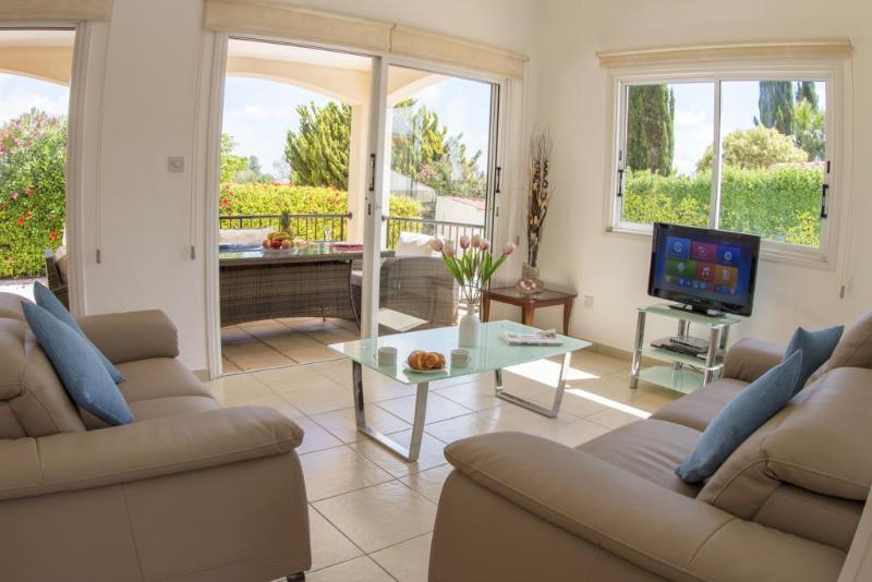 Bungalow Mikaella By Ezoria Villas Coral Bay Bagian luar foto