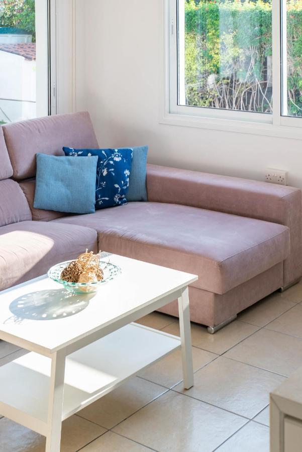 Bungalow Mikaella By Ezoria Villas Coral Bay Bagian luar foto